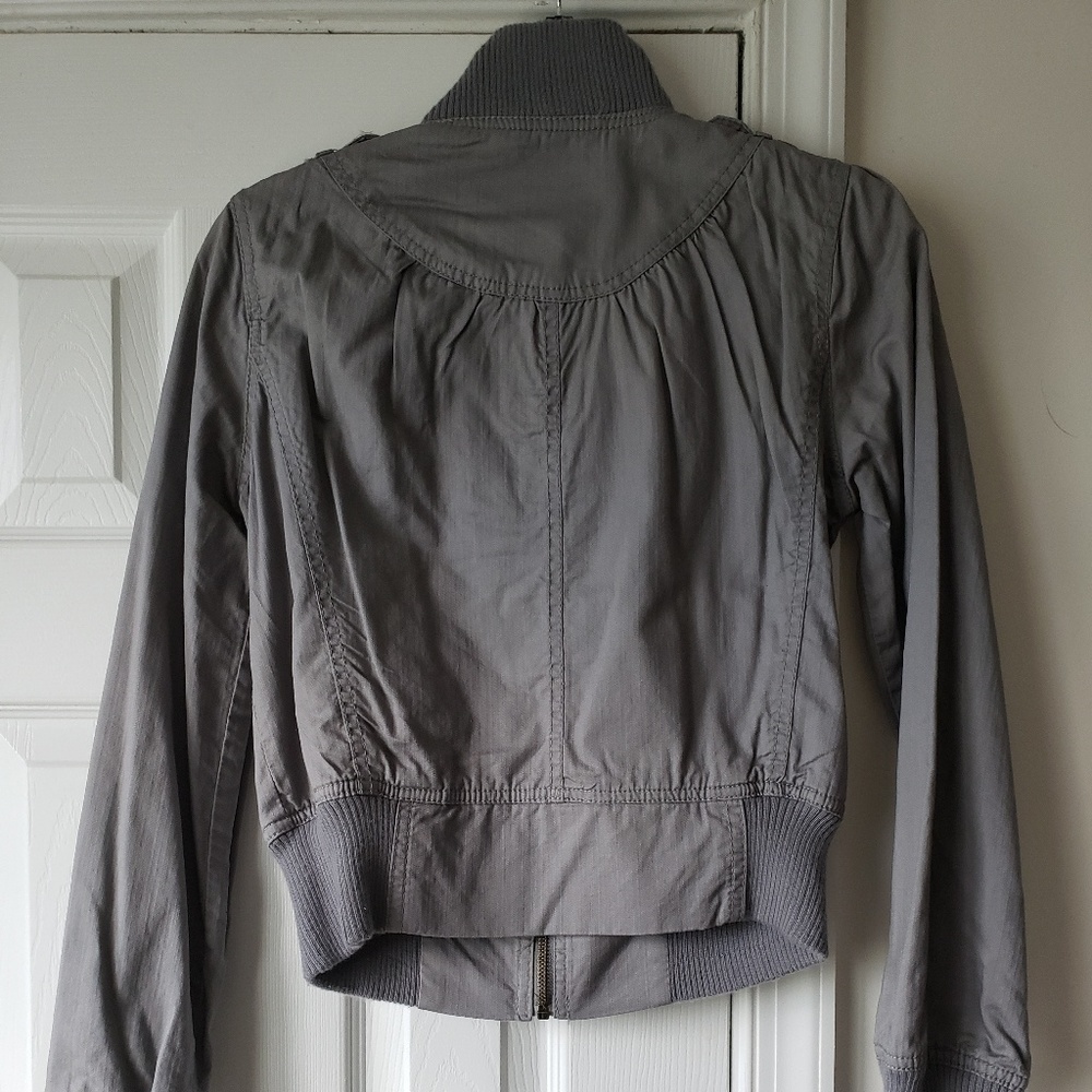 Grey jacket - Picture 2 of 2